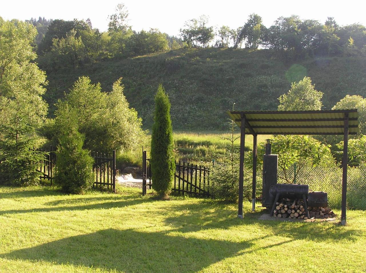Domki Nad Stebnikiem Ustrzyki Dolne Esterno foto